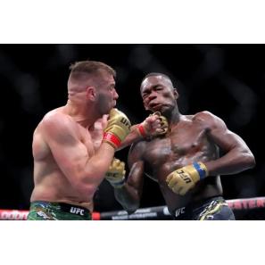 Samenvatting van UFC 305: Du Plessis dient Adesanya in en Pereira dreigt met degradatie