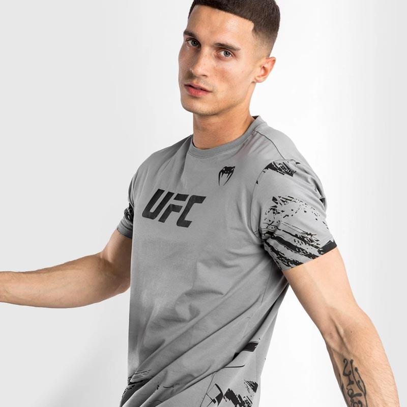 congestie Productie Recensent Venum UFC Authentic Fight Week 2.0 grijs T-shirt > Free Shipping