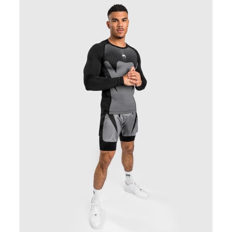 Venum Attack rashguard met lange mouwen - zwartgrijs